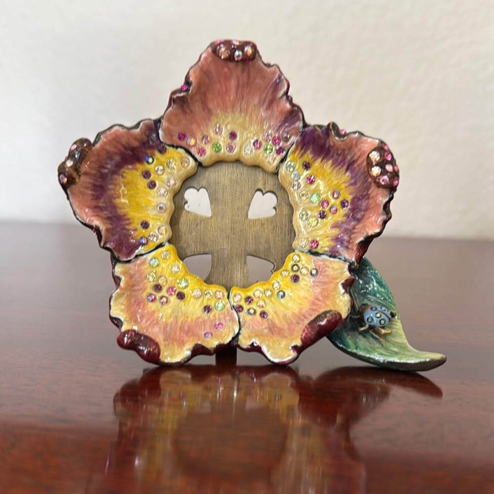 Floral Enamel Decorative Piece